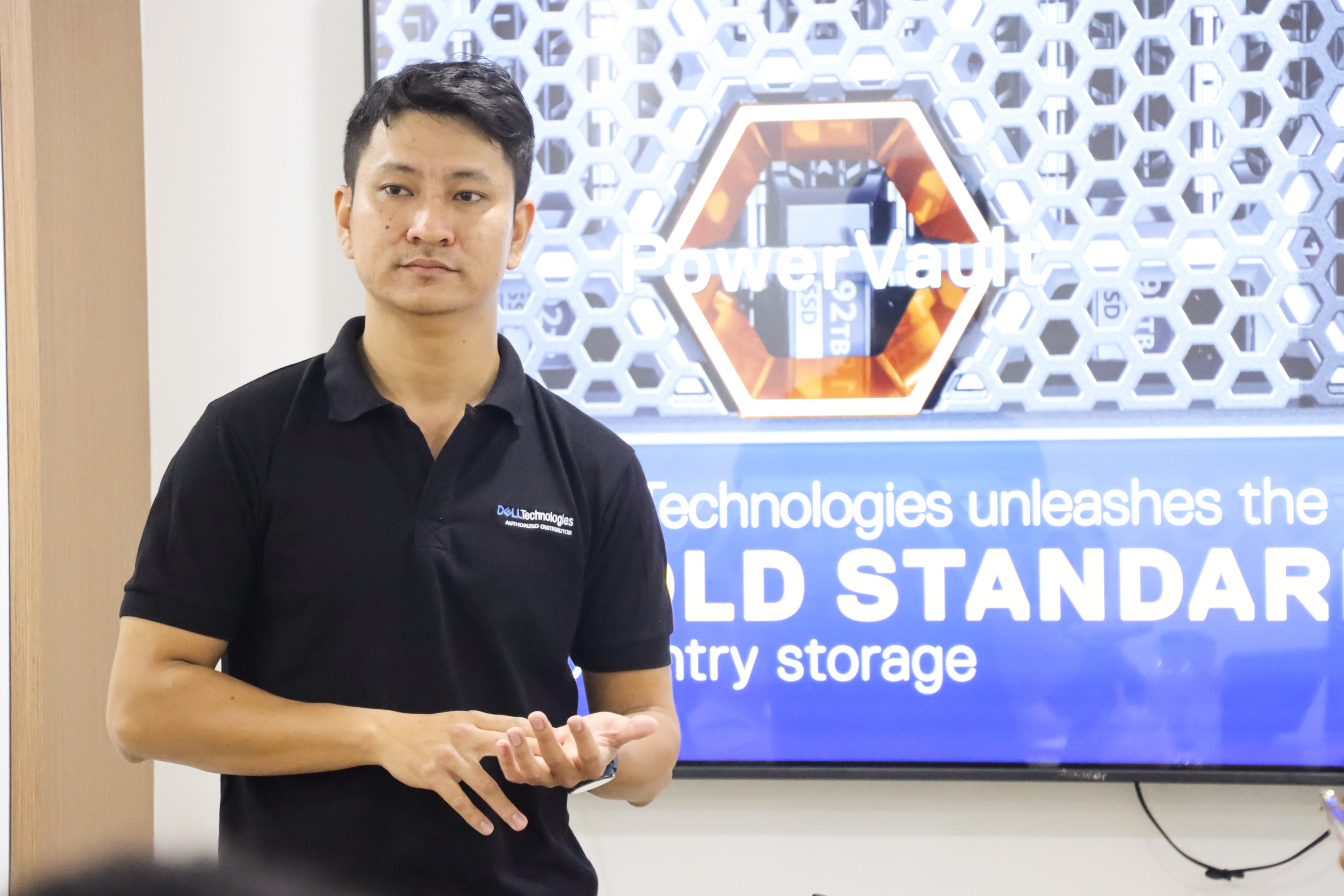 “Dell EMC: PowerVault ME5 Block Storage for SAN-DAS” Trained by First Cambodia’s Product Manager 